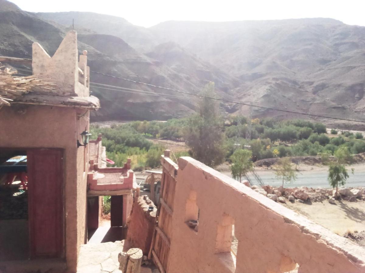 Dar Zara Hotel Tiourjdal Bagian luar foto