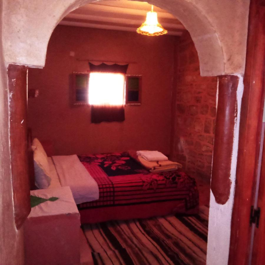 Dar Zara Hotel Tiourjdal Bagian luar foto