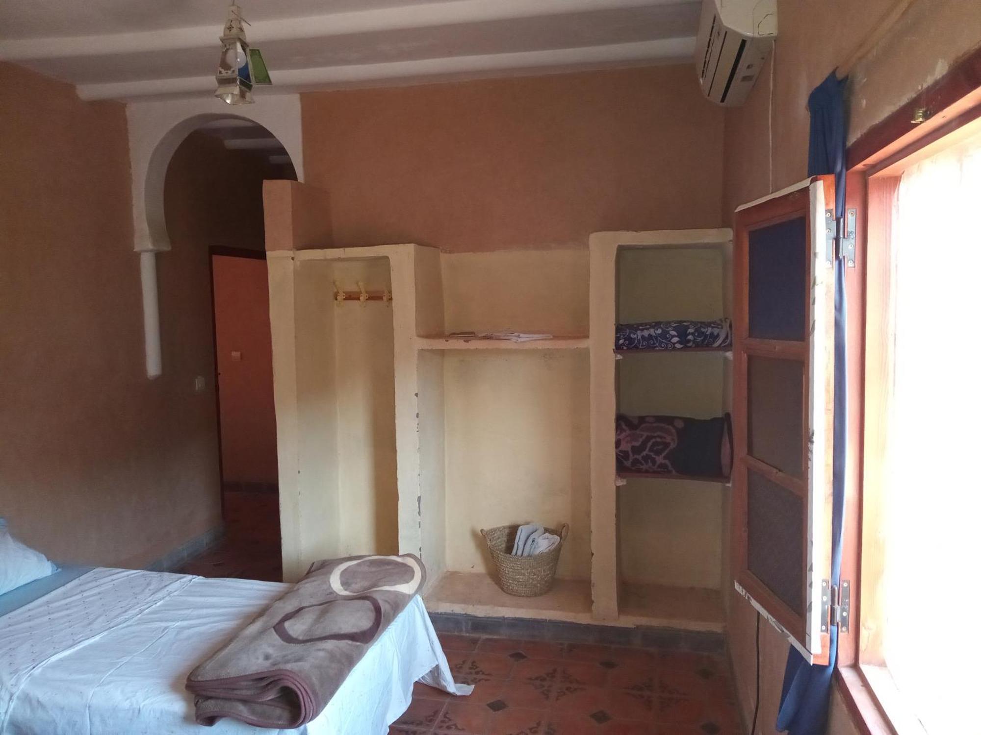 Dar Zara Hotel Tiourjdal Bagian luar foto