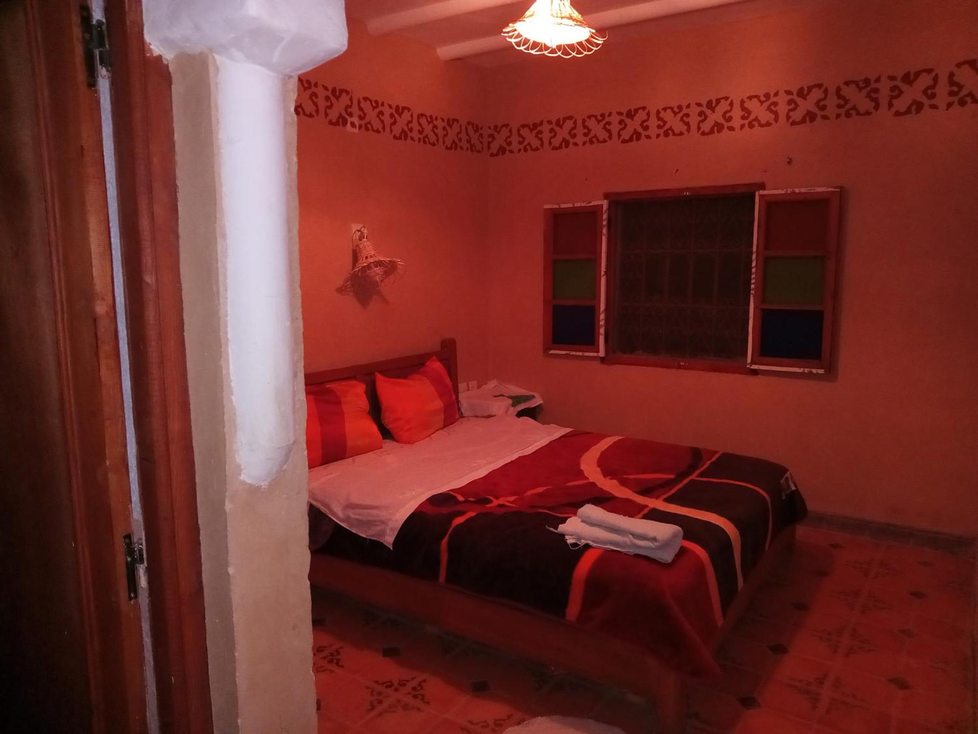Dar Zara Hotel Tiourjdal Bagian luar foto
